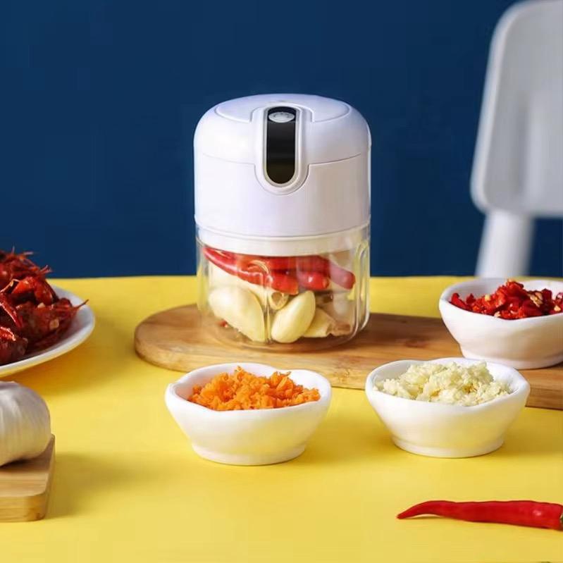 Tocător Electric Mini USB – Aparat de Tocat Legume, Usturoi și Fructe